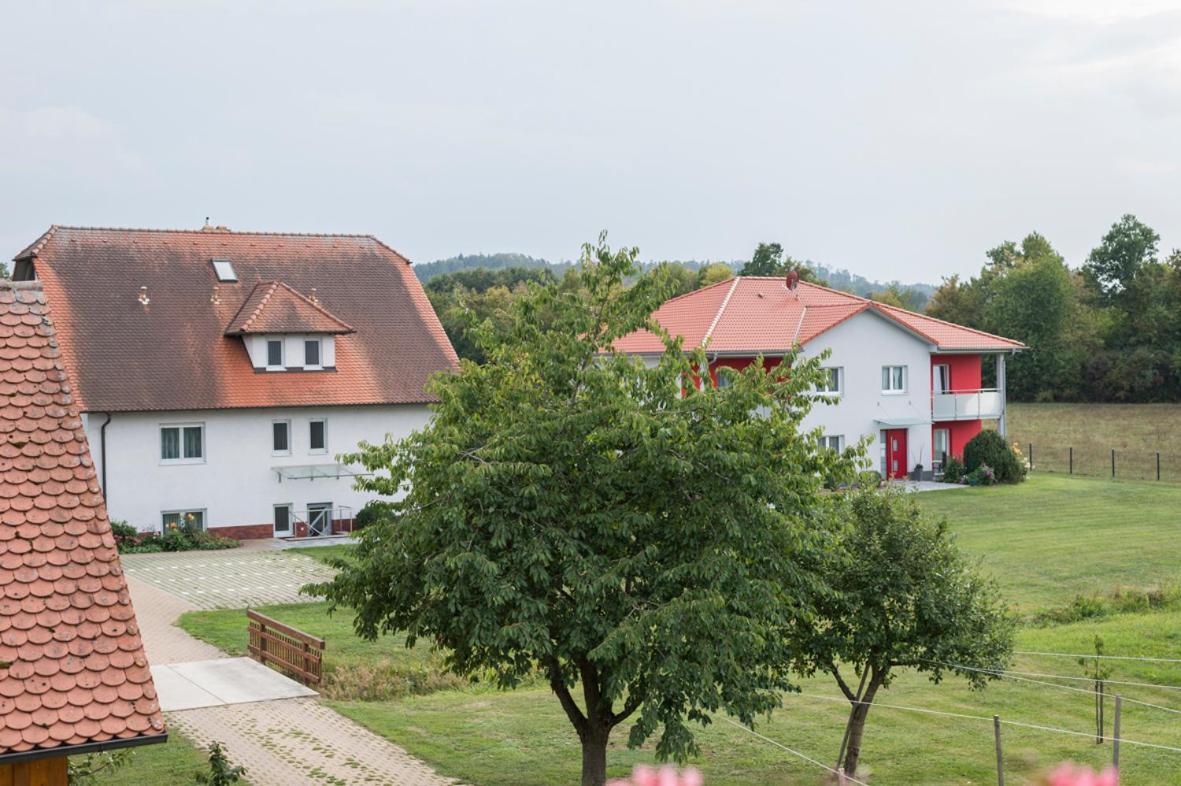 Hofmann`s Apartements&Ferienwohnungen Oberdachstetten Exterior foto